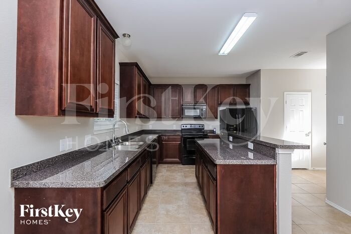 Building Photo - 3313 Anysa Ln