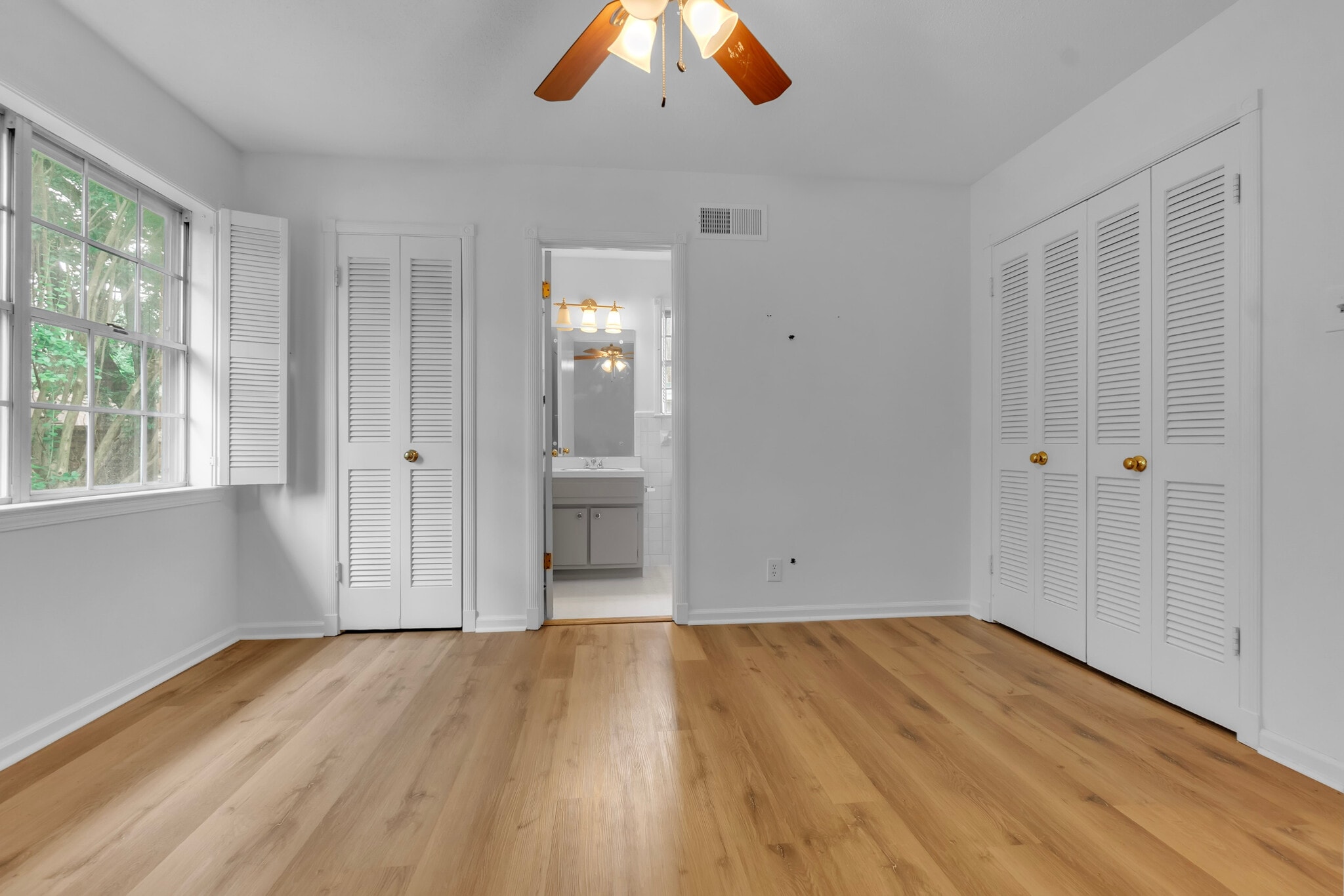 Building Photo - 5427 Shirlington Ave