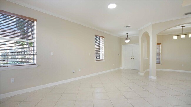 Building Photo - 5486 NW 112th Path