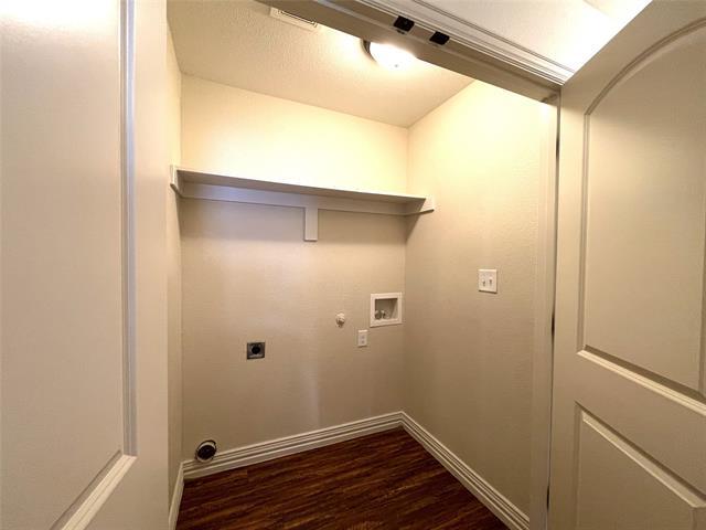 Building Photo - 508 W Hull St