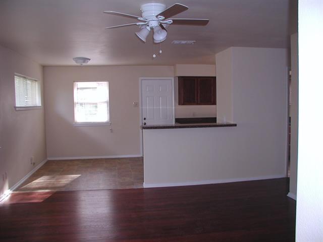 Building Photo - 1218 Danville Dr
