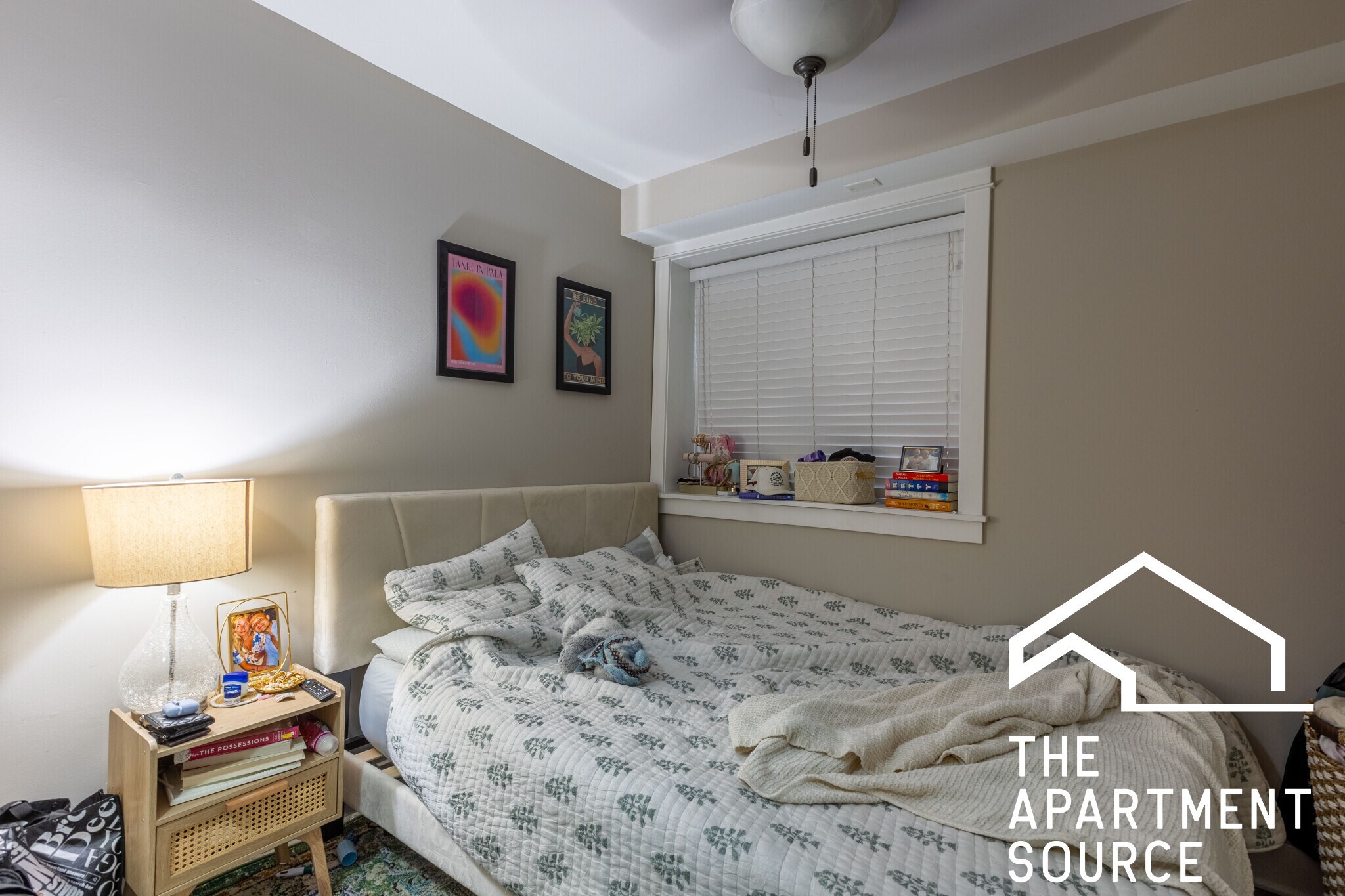 Building Photo - 2449 N Ashland Ave