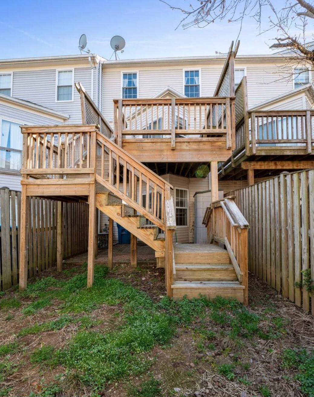 Building Photo - 43036 Demerrit St