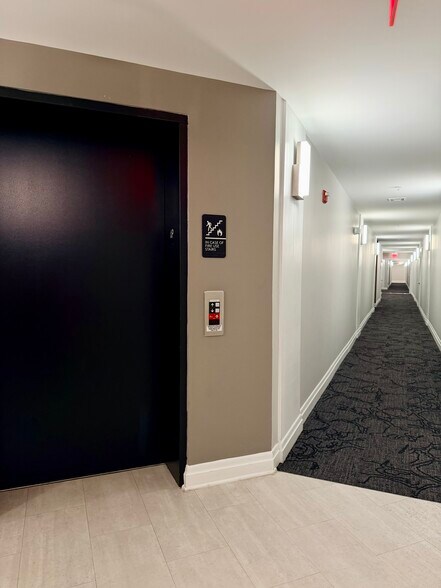 Building Photo - 12001 Market St