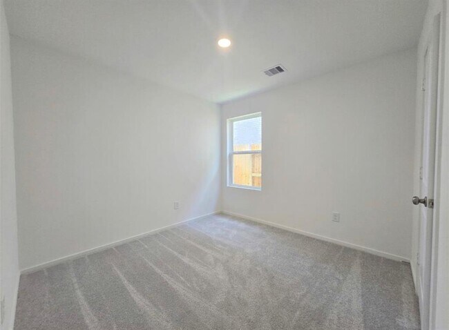 Building Photo - 28818 Texas Sparrow Ln