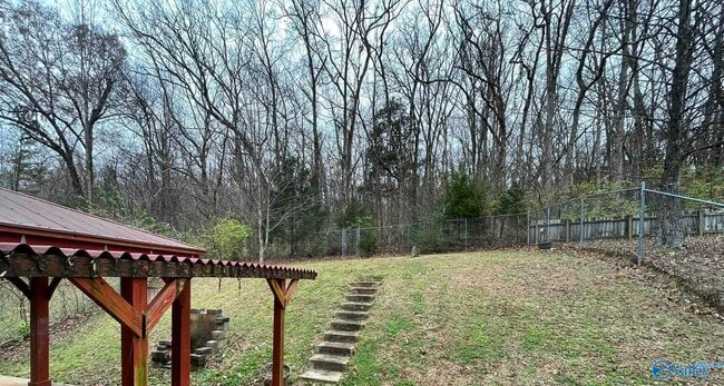 Building Photo - 186 Hollington Dr NE