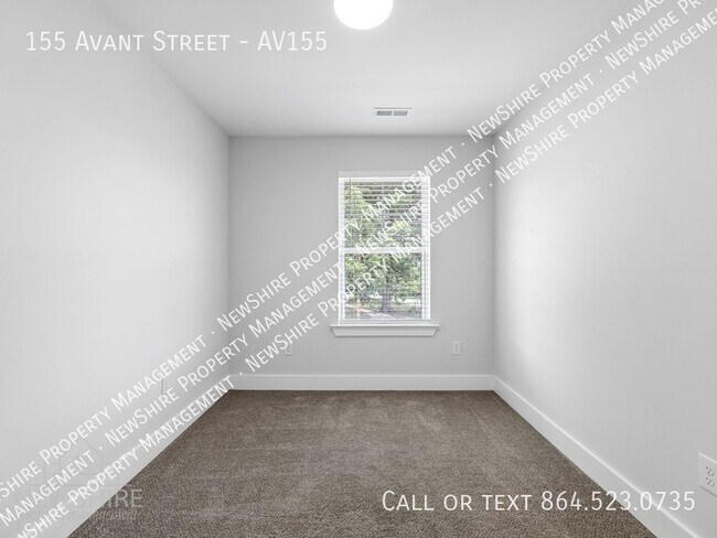 Building Photo - 155 Avant St