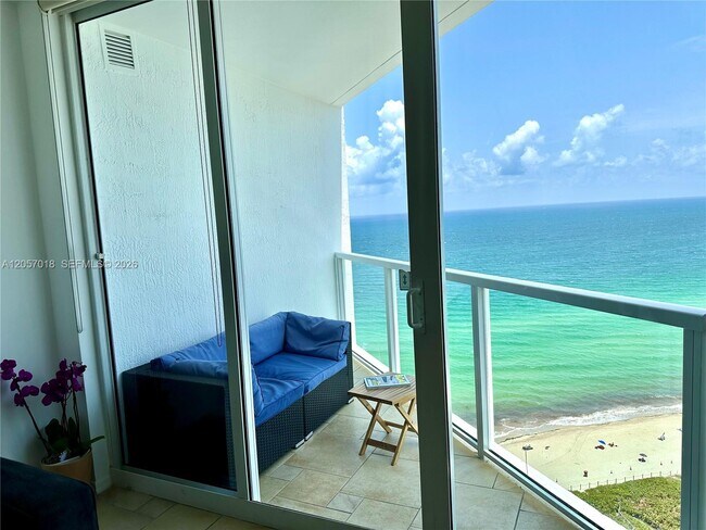 Building Photo - 16699 Collins Ave