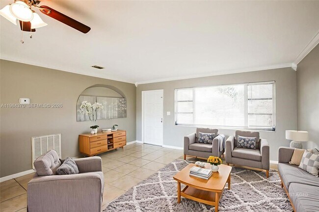 Building Photo - 4314 Taft St