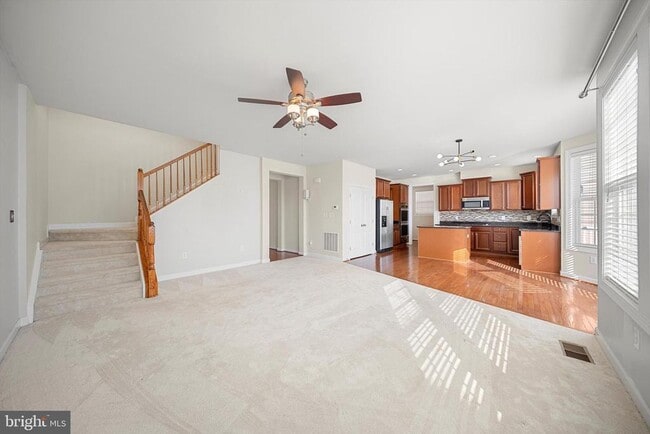 Building Photo - 16421 Regatta Ln