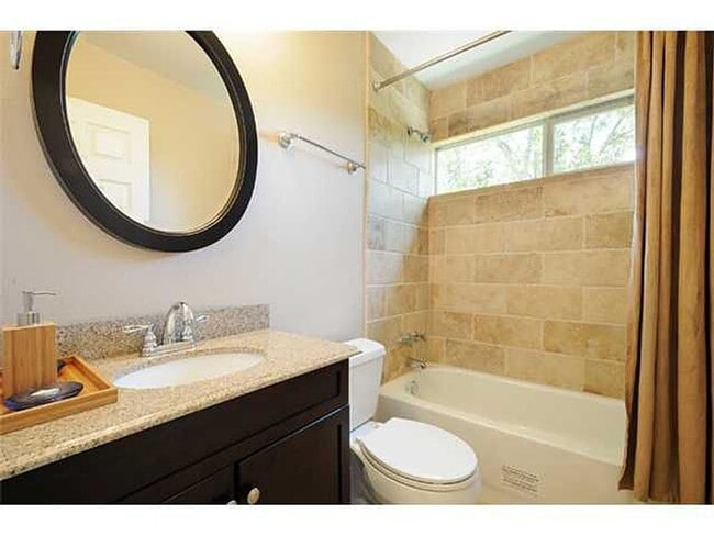 Building Photo - 6812 Syracuse Cove