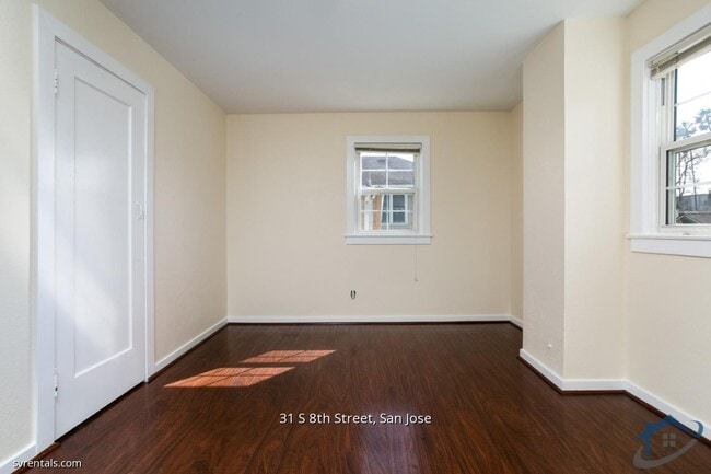 Building Photo - 31 S 8th St