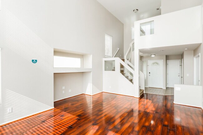 Building Photo - 799 Plantain Lily Ave