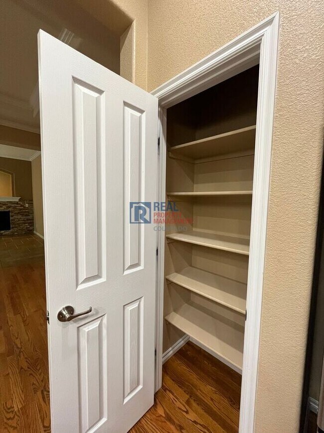 Building Photo - 10828 Heatherton Cir