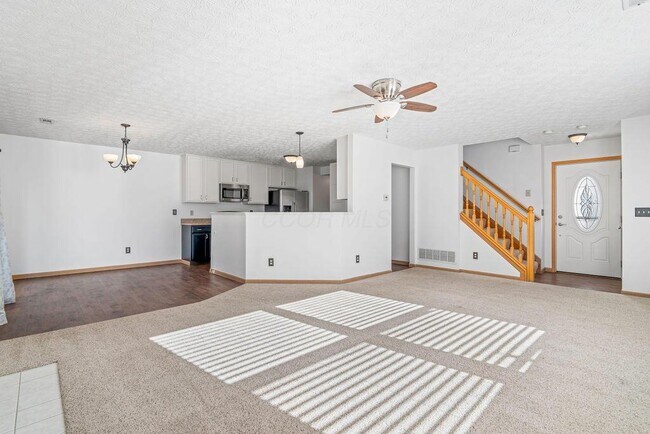 Building Photo - 2147 Shortcreek Rd