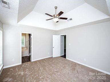 Building Photo - 2234 Pleasant Dale Dr