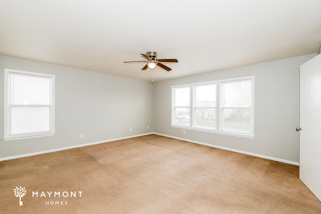Building Photo - Classic 3-Bedroom Home