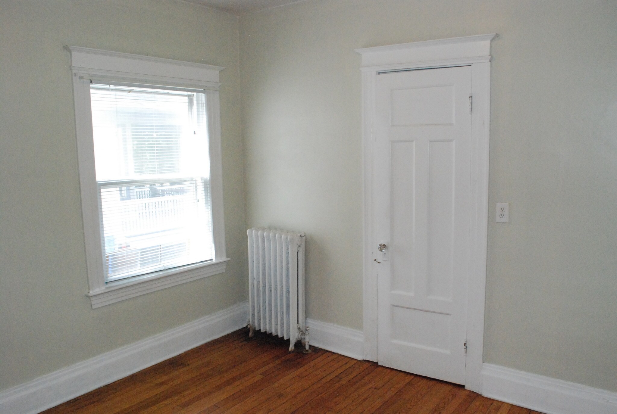 Bedroom 2 - 27 Harper St