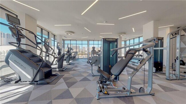 Building Photo - 800 Embassy Dr