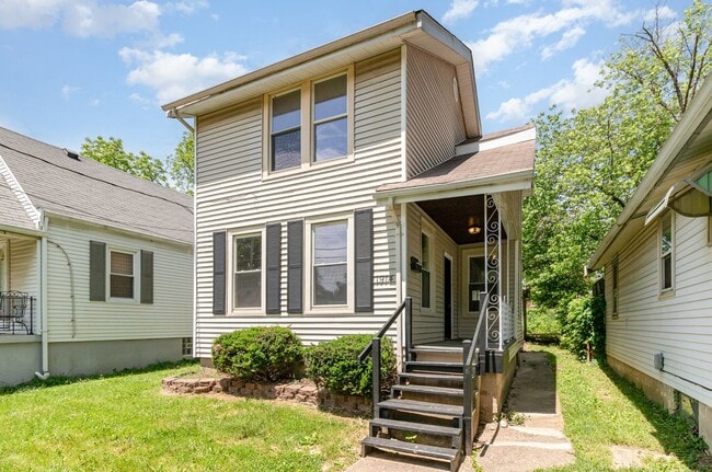 Building Photo - Chic Comfort & Space in North College Hill
