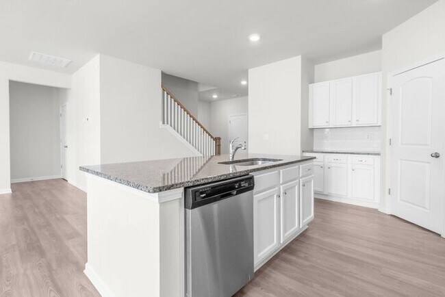 Building Photo - Luxury Living Begins at Home: Where Every Day Feels Like a Retreat; 5BR/3BA, Office