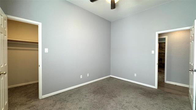 Building Photo - 3010 Bluewood Dr