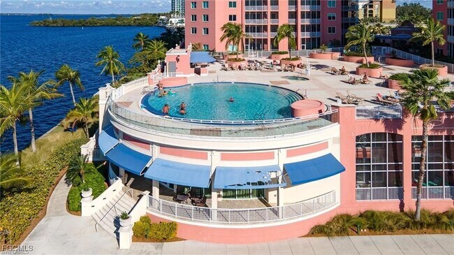 Building Photo - 2743 First St