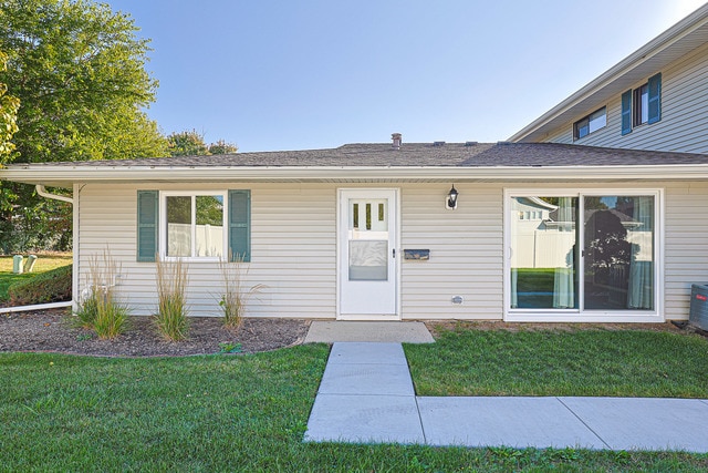 Primary Photo - 1128 Quanset Ct