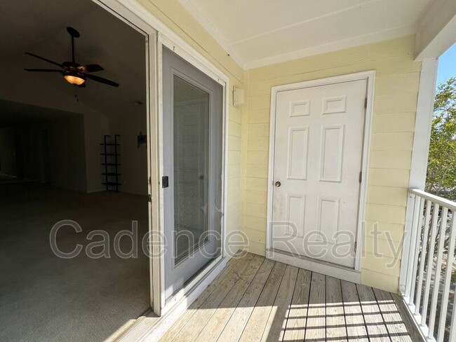 Building Photo - 5002 Hunters Trail