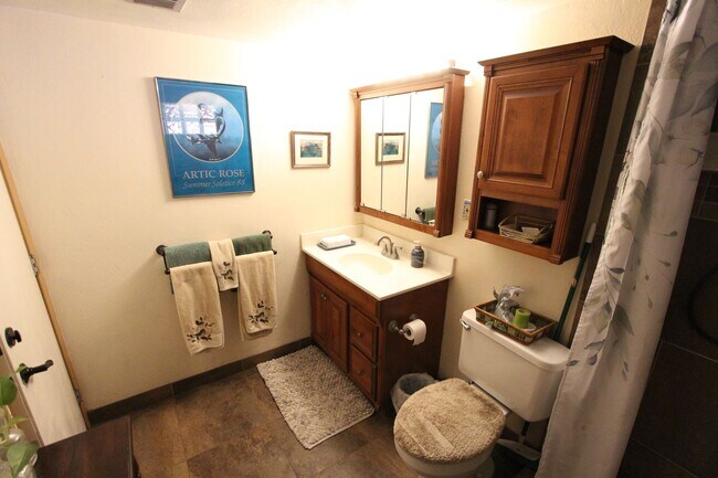 Building Photo - Furnished Single-Level Home in Lower Greenlaw