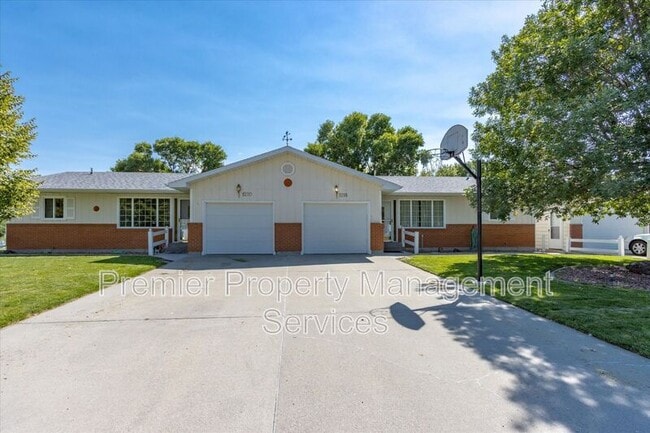 Building Photo - 1220 Galway Dr