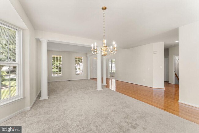 Building Photo - 8309 Double Eagle St