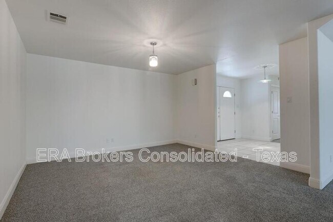 Building Photo - 994 Windmill Ranch Rd