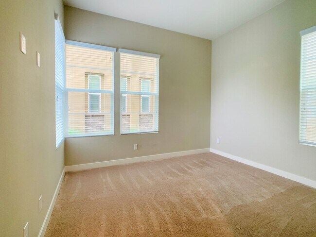 Building Photo - Modern 4BR Home in Irvine Great Park | Resort-Style Amenities & Top Schools