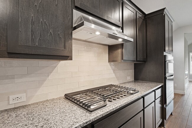 Building Photo - 10719 River Walk Dr