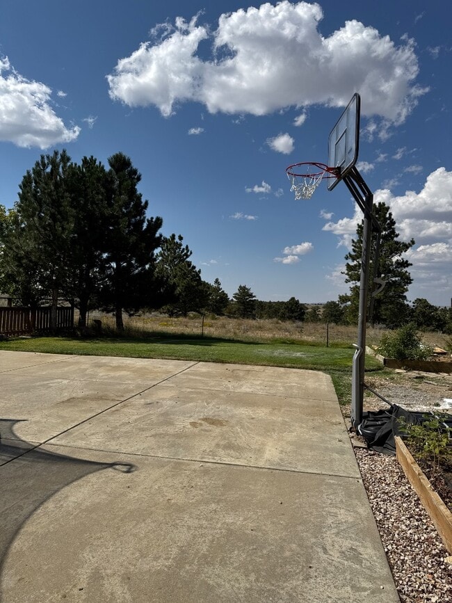 Building Photo - 4190 Blackpool Trail