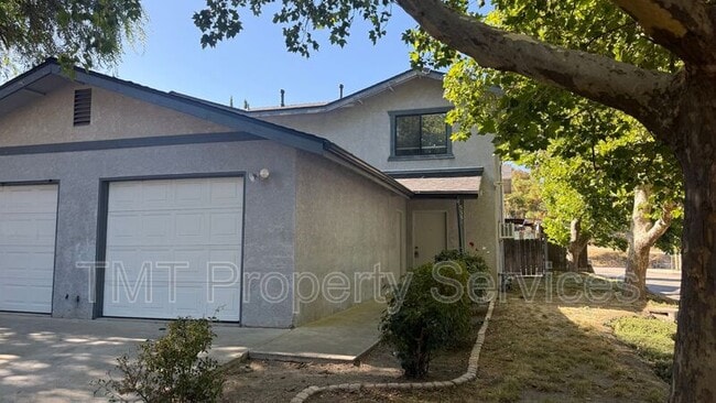 Building Photo - 535 Sims Ave