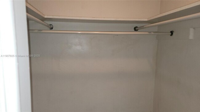 Building Photo - 4731 NW 10th Ct