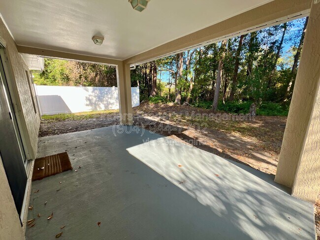 Building Photo - 2669 Lantana Lakes Dr E