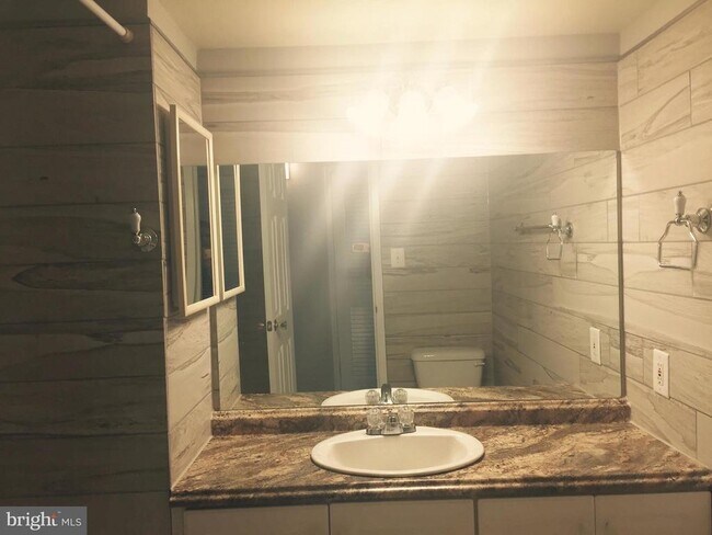 Building Photo - 2630 Fort Farnsworth Rd