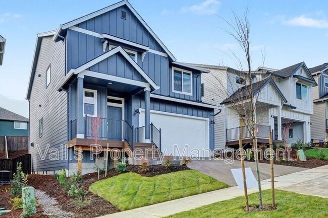 Building Photo - 2618 Mount St Helens Ave SE