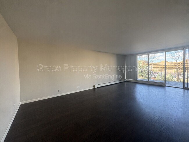 Building Photo - 407 Eudora St