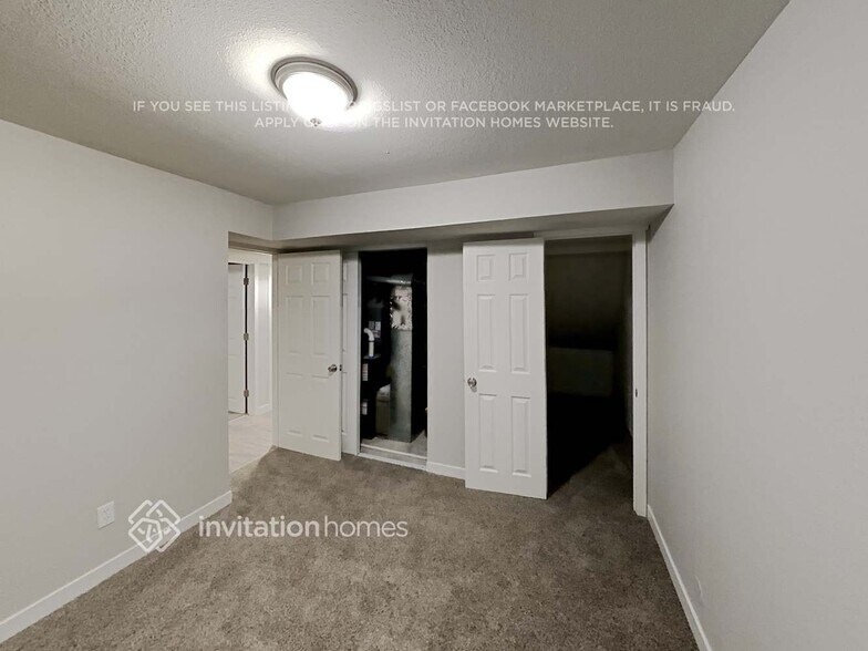 Building Photo - 5718 W 17th St