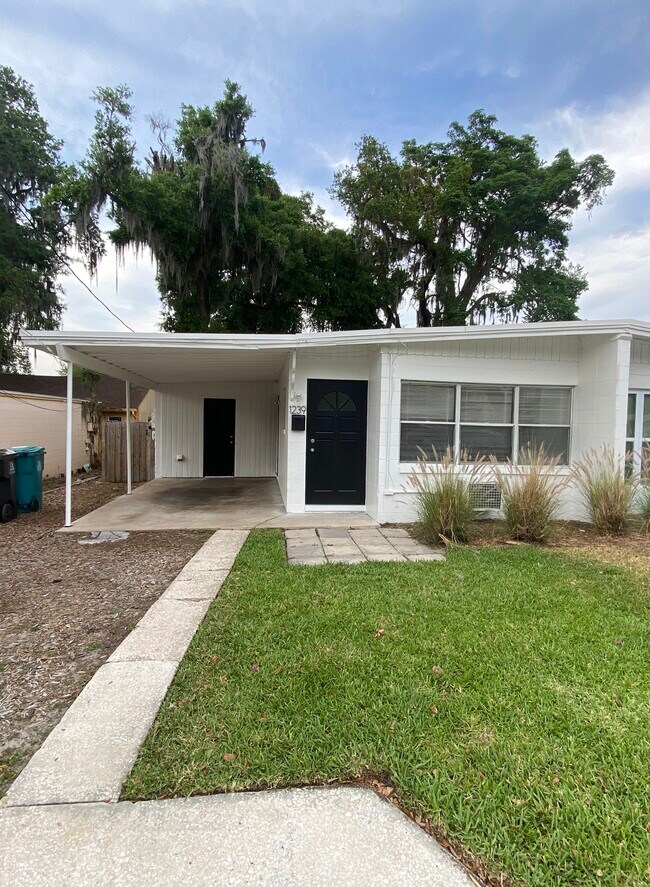 Primary Photo - 1239 Virginia Dr