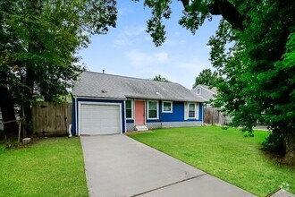 Building Photo - Updated 3-Bedroom Home