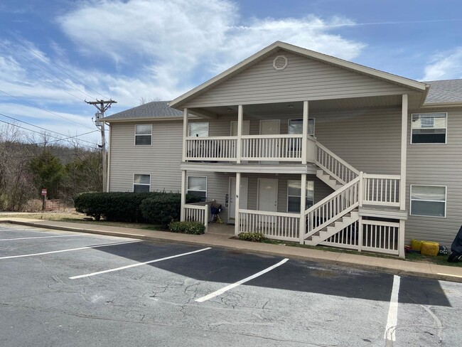 Primary Photo - Apartment in Branson East, Kirbyville