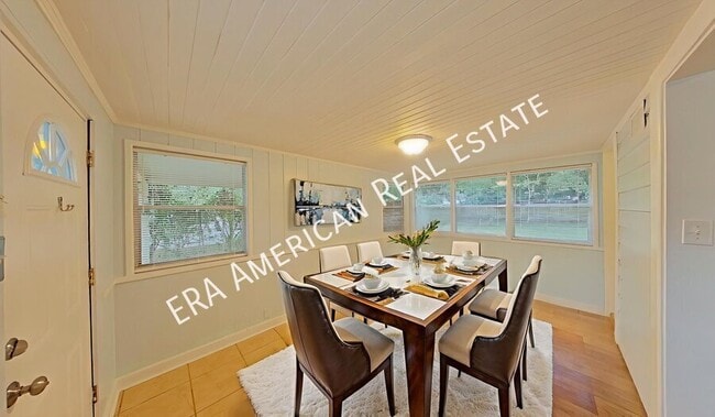 Building Photo - 9 Okahatchee Cir SE