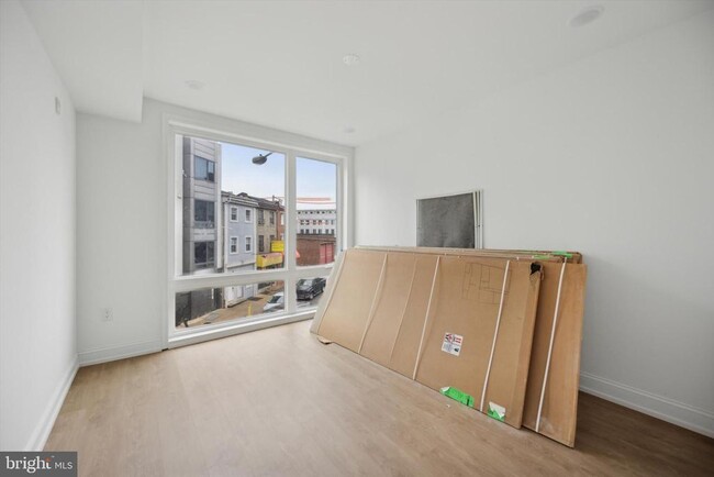 Building Photo - 1614 Ridge Ave