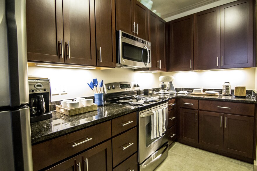 Penrose Apartments 2501 9th Rd S Arlington VA 22204 Apartment Finder