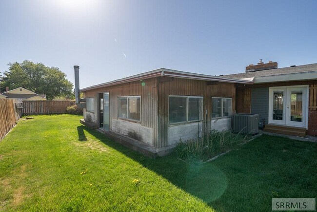 Building Photo - 947 Cassia Ave